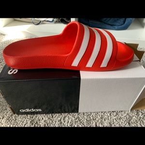 Adidas Adilette slides